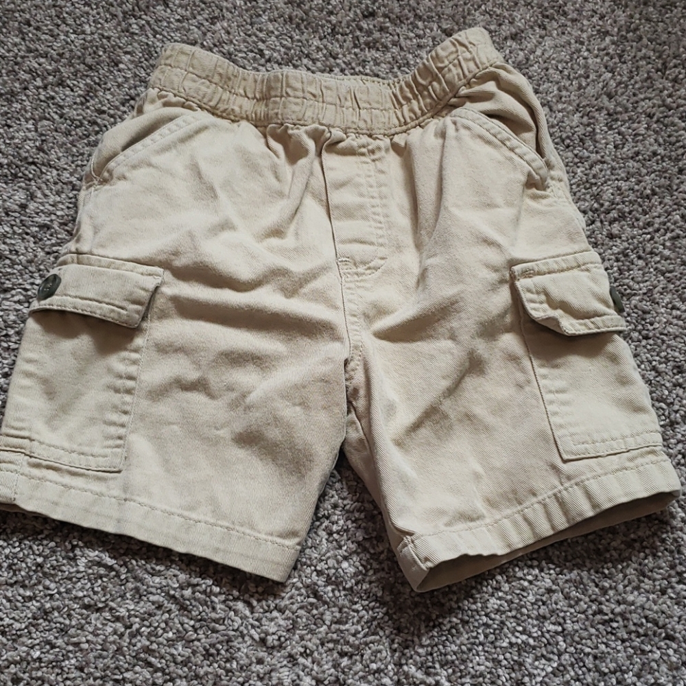 Double g shorts